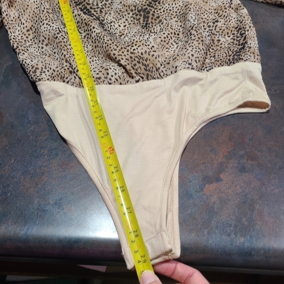 Buddy Love Faux Wrap Bodysuit Womens Small Twyla Surplice Leopard Cheetah Brown - Picture 9 of 9